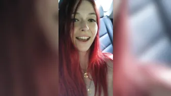 Perfekttlilly18 stunning slut dabbles with dildo
