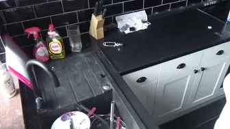 Penny Lee sexy chick fingering pussy