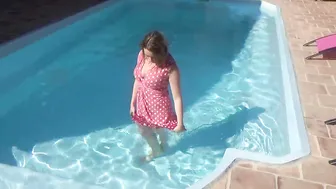 Penny Lee big boobed babe fucks her cap