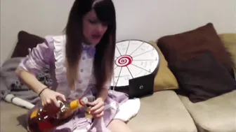 DumpsterFireDahlia busty girl jerks her pussy and squirts