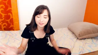 valensafarfor adorable small body arouses
