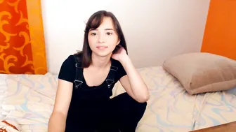 valensafarfor adorable small body arouses