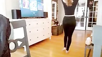 sluttypotato_ cums from masturbation in front of the camera