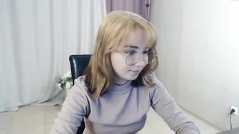 valensafarfor bitch