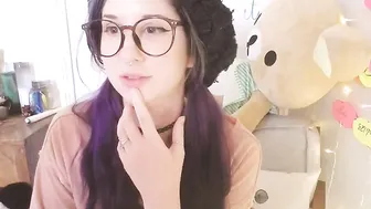 sluttypotato_ naughty slut fucks pussy
