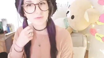 sluttypotato_ naughty slut fucks pussy