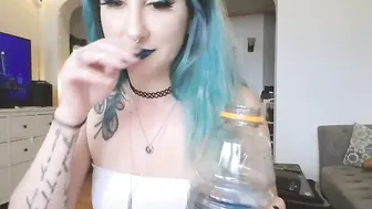 sluttypotato_ hot handjob masturbating pussy