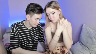 lollipops6666 mature masturbates in front of webcam