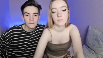 lollipops6666 mature masturbates in front of webcam