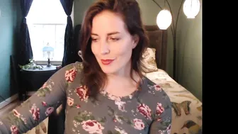 maizy_mae Adorable babe sucks and fucks great