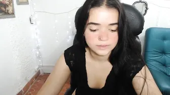 hanna_hot69_ sexy nurse heals her gentleman with caresses