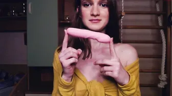 lick_it_up_big_boy rubs and fucks her pussy