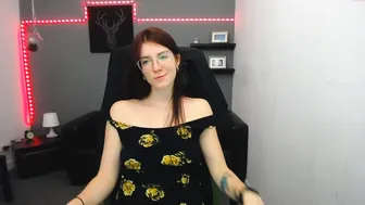 laurasmiles messaline