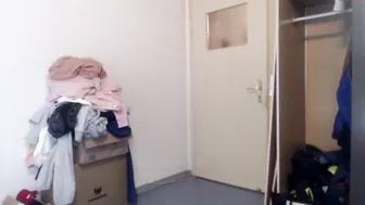 germangirl1996 with a toy in the pussy