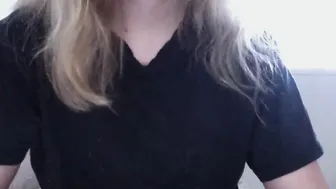 b_leable ardent slut licks dildo