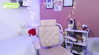 barbara_brunette Busty Curva