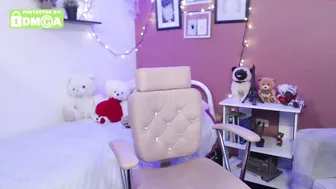 barbara_brunette Busty Curva