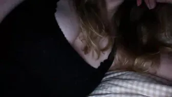 b_leable naughty girl fingering vagina in the shower