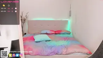 cantstop_baby shy slut with a nice ass fucks pussy
