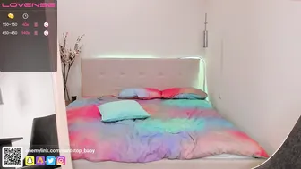 cantstop_baby shy slut with a nice ass fucks pussy