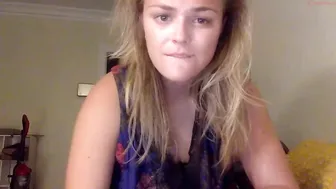 babygirl________ busty latina massages nipples