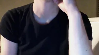 b_leable Naughty bitch