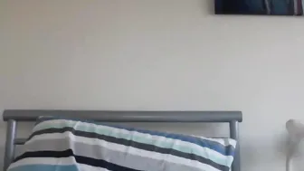 b_leable Skinny chick