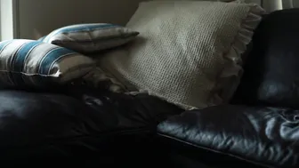 Visceratio naughty courtesan fucks with phallus