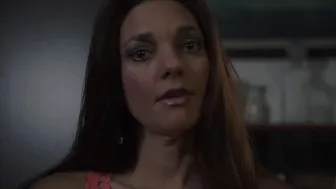 Mindi Mink adorable chick pulls vagina