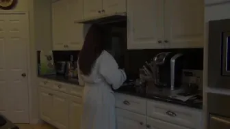 Mindi Mink handjob with dildo