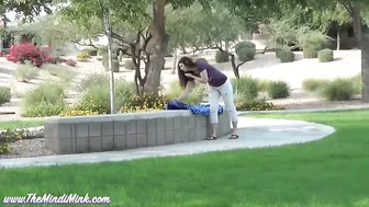 Mindi Mink big breasted harlot massages nipples