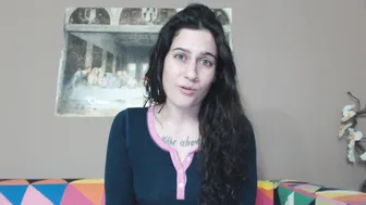 Erin Marie O'Keefe aka Goddess Green Eyed full skin pulls the cap with a phallus