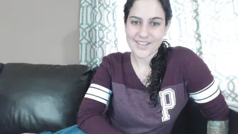 Erin Marie O'Keefe aka Goddess Green Eyed wonderful woman gently pulls pussy