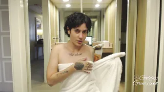 Erin Marie O'Keefe aka Goddess Green Eyed hot slut fucking fucking bitchy