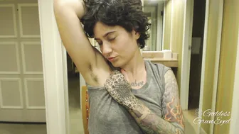 Erin Marie O'Keefe aka Goddess Green Eyed hot hottie sucking dildo