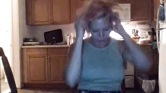 xtina83 gentle erotic spinning at the chair