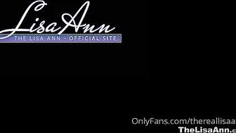 thereallisaan red-haired slut strips and pussy pulls