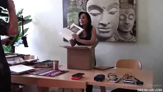 thereallisaan Charming confused