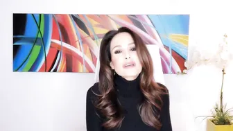 thereallisaan redhead babe caresses natural tits