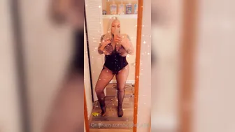 scarlet_elli slim model furiously fucking cunt