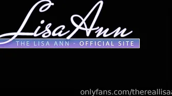 thereallisaan whore chick sucks penis gentleman