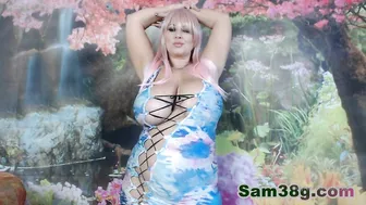 sam38 the delightful figure of u excites inexplicably