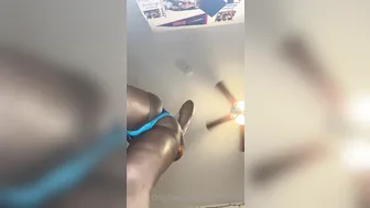 princessofthesoles fucks her ass