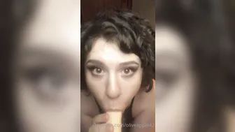 oliveapple42 shy mummy twirling elastic ass
