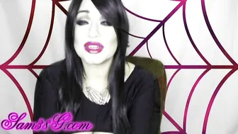 sam38 crazy chick masturbates both holes