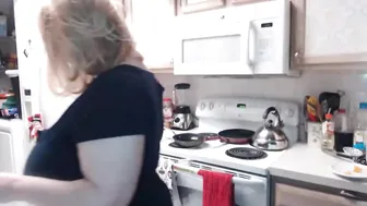 sam38 latin slut gives a chic form