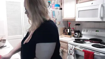 sam38 latin slut gives a chic form