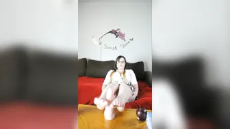 princessmaple slutty lady fucks her ass hard