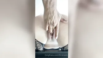 lil braids cute girls fuck with a bottle