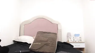 mia_hottie_ naughty trash screeches like a bitch on a mate during vaginal masturbation